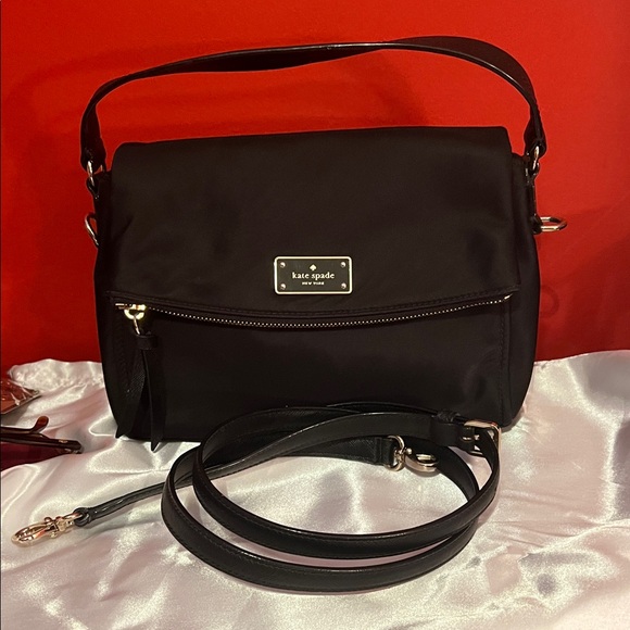 kate spade Handbags - Kate Spade Black Crossbody Bag NWOTS